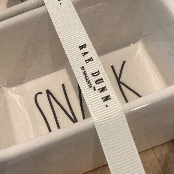 Rae Dunn Snack Set - NOSH EAT SNACK - Picture 5 of 5